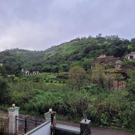 Luna Villa By Angel Stay - Three Bedroom Villa In Lonavala Exterior photo